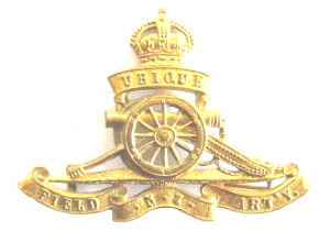SCARCE NZ Field Artillery Brass Cap Badge